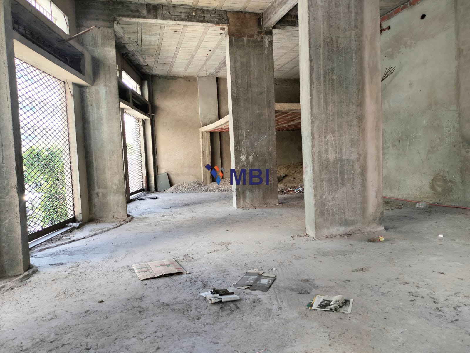 3 locaux à vendre V.C.As.1013