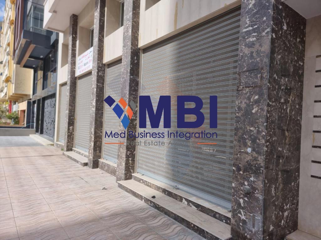 Local commercial   à vendre quartier wilaya  ,Tanger V.C.T.2009