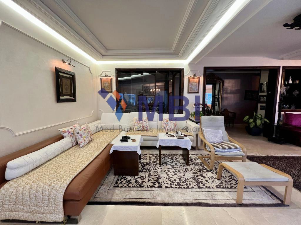 Appartement 235 m² à California — 9