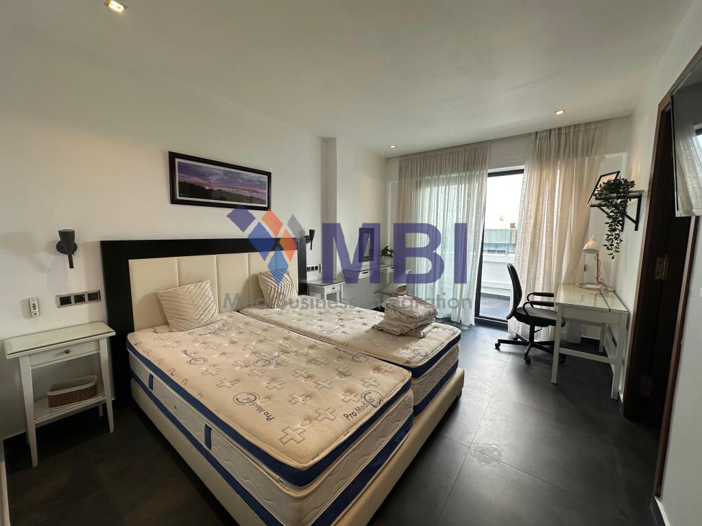 Appartement 333 m² à Centre ville — 8