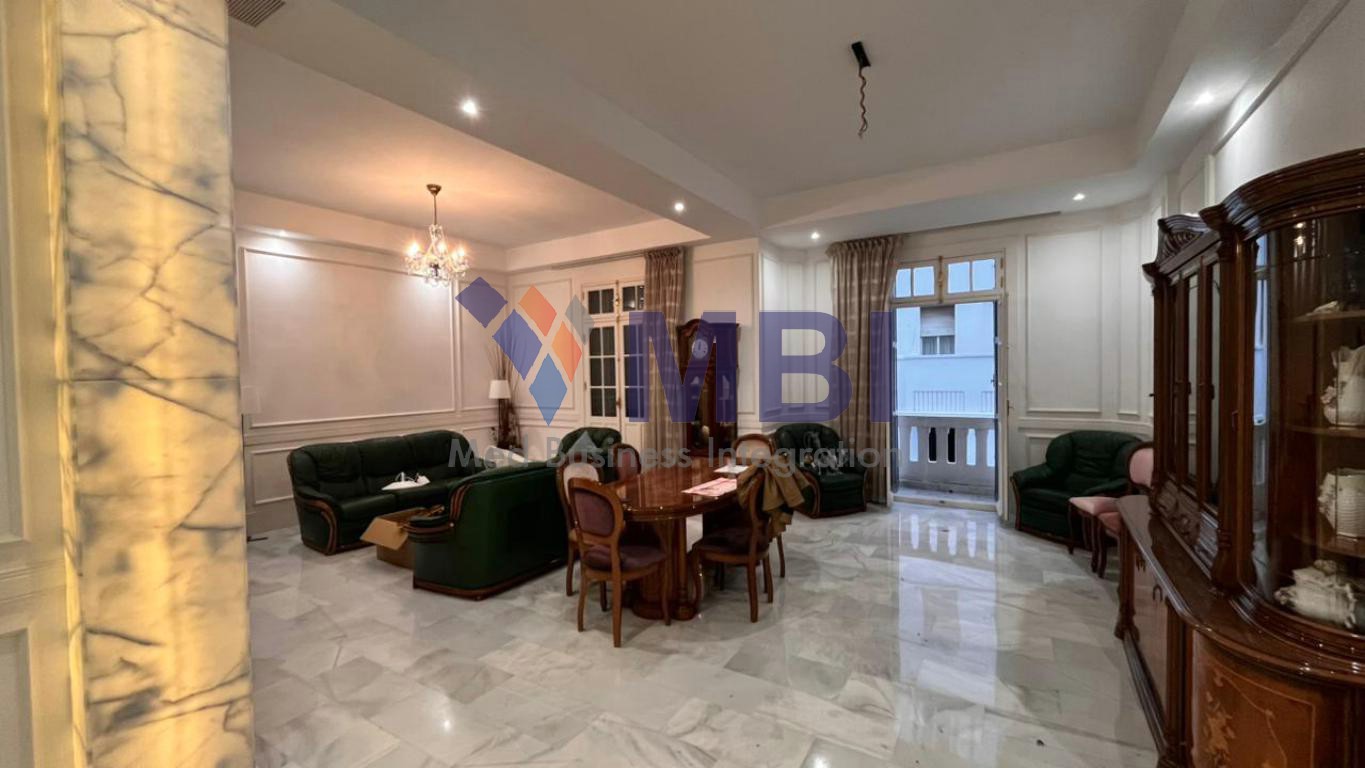 Appartement meublé à louer – Centre-ville L.C.A.2160