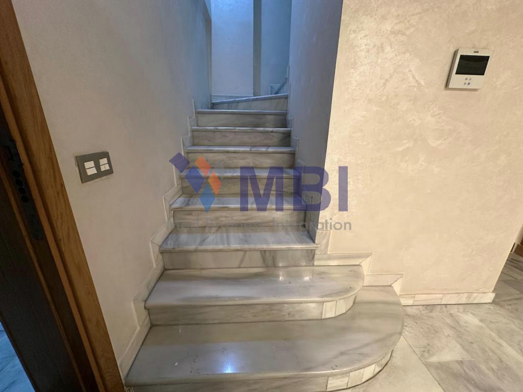 Duplex – Appartement spacieux à vendre Place Mozart V.N.TO.2120 — 6