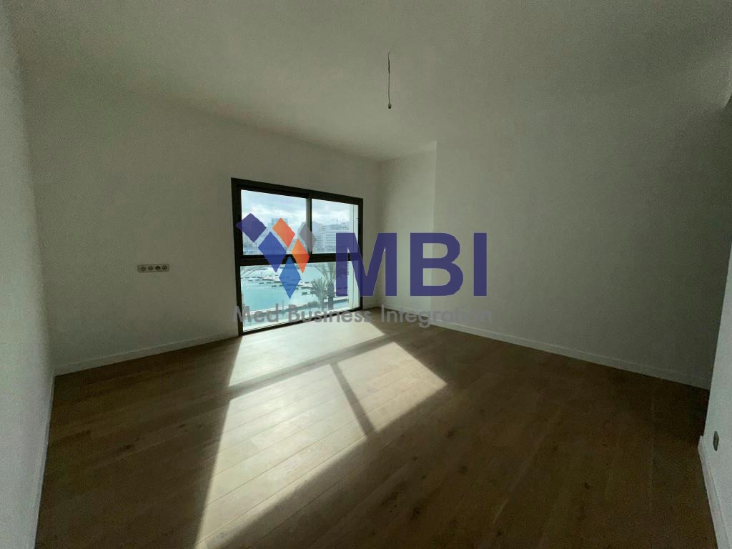Appartement Vide à Louer Vue Mer L.M.T.2162 — 3