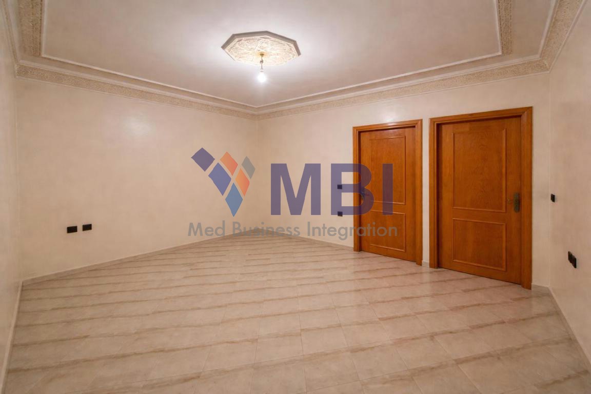 Bureau à louer – Quartier Bni Makada-L.A.A.2168 — 2