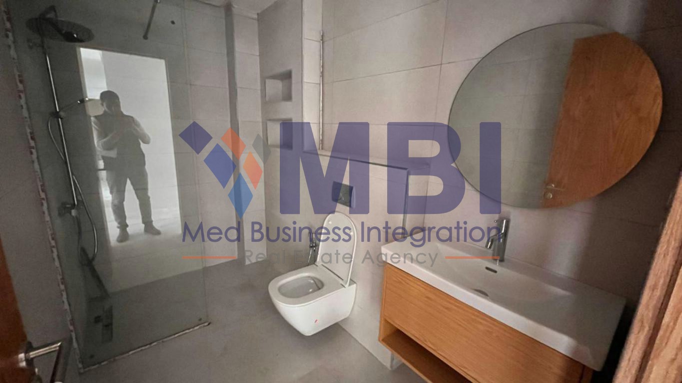 Appartement 152 m² à Moujahidine — 7