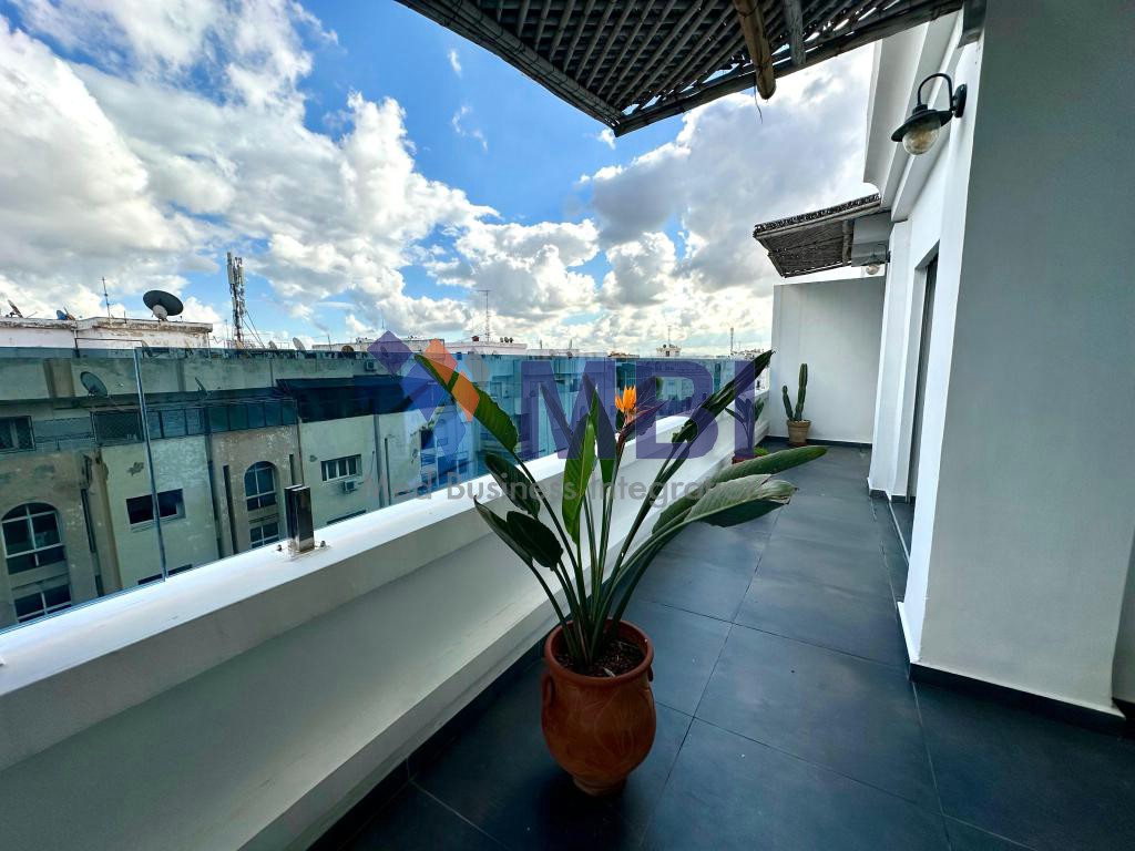 Bien 333 m² f Centre ville — 10