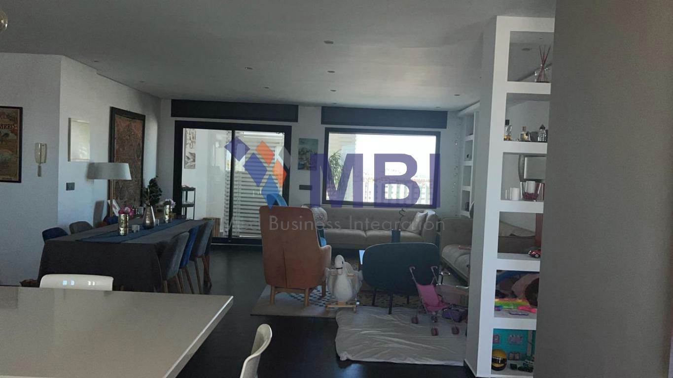 Superbe Appartement avec Grande Terrasse Vue Mer à vendre V.C.T.2136 — 2