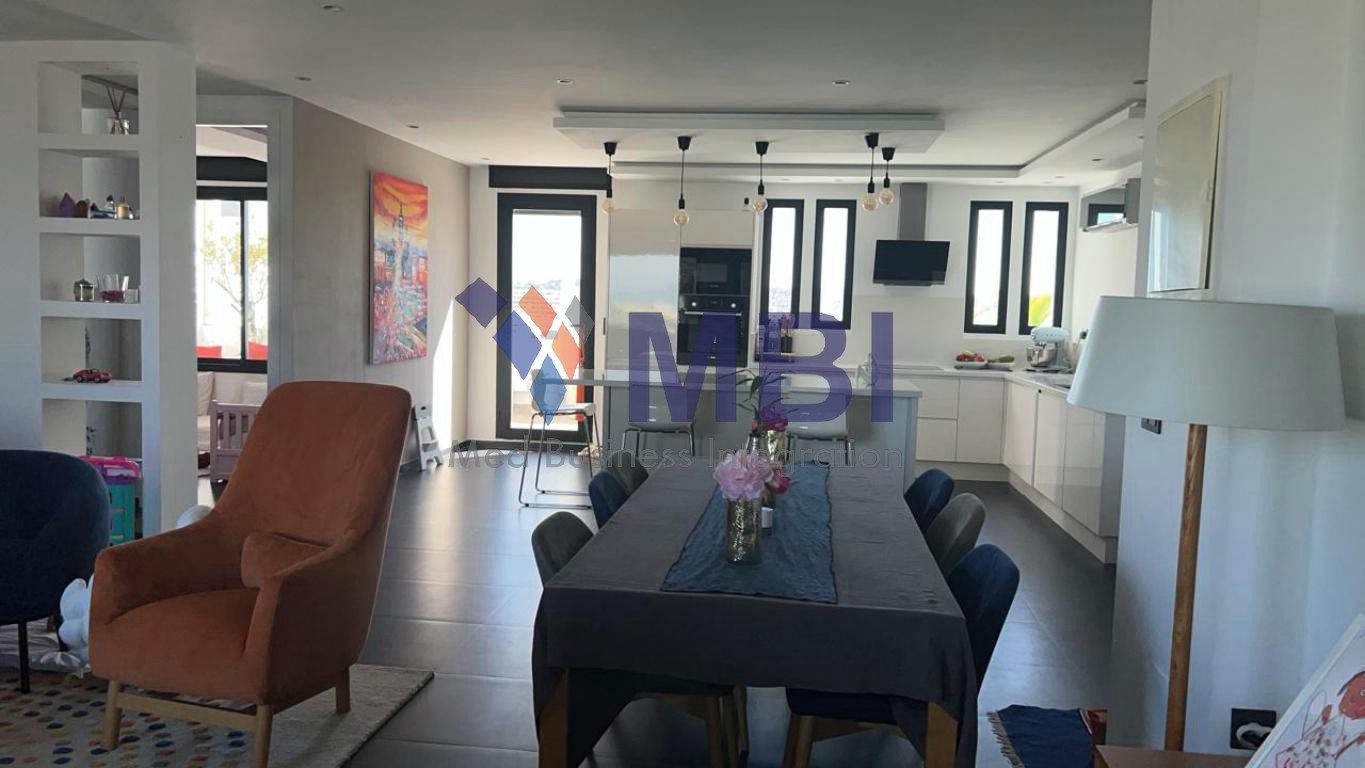 Superbe Appartement avec Grande Terrasse Vue Mer à vendre V.C.T.2136 — 4