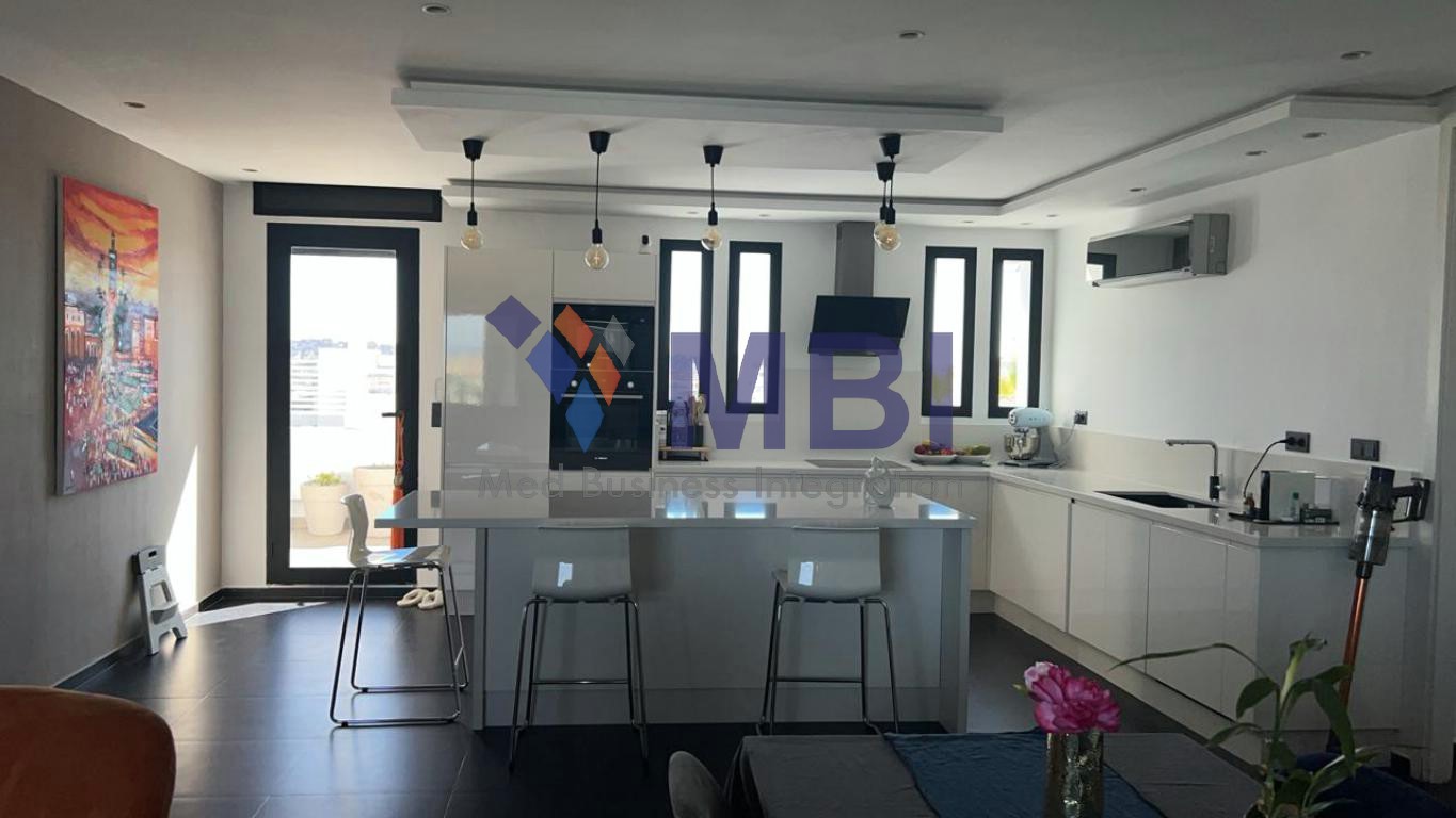 Superbe Appartement avec Grande Terrasse Vue Mer à vendre V.C.T.2136 — 3