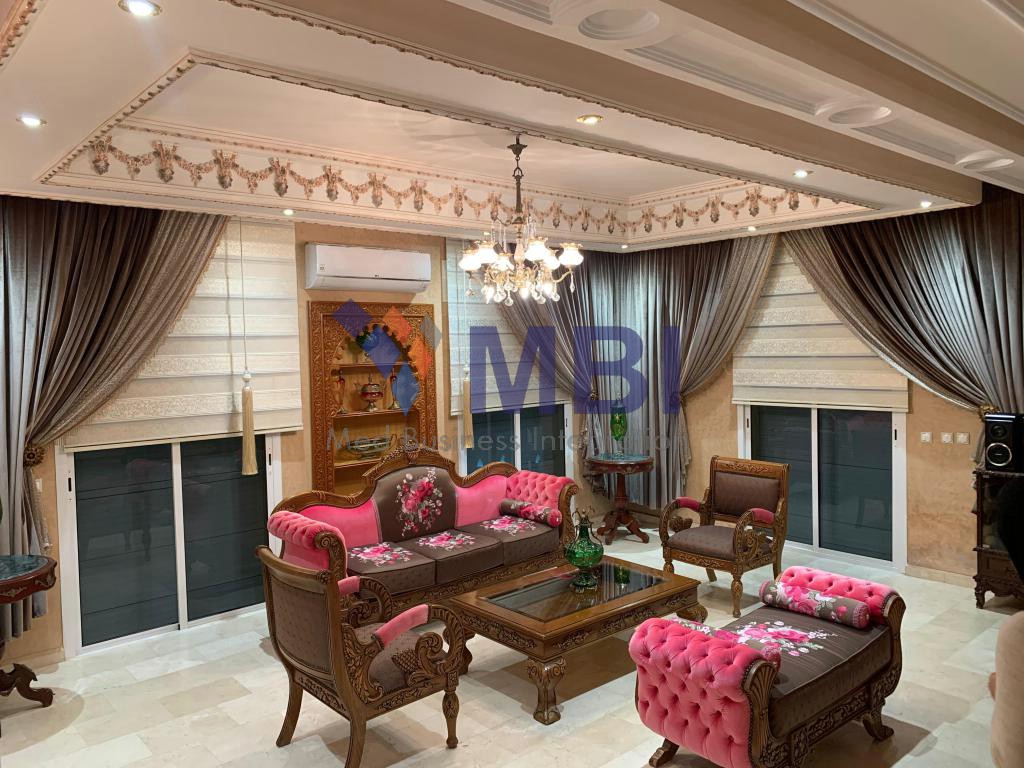 Villa 750 m² à Jebel Kebir — 3