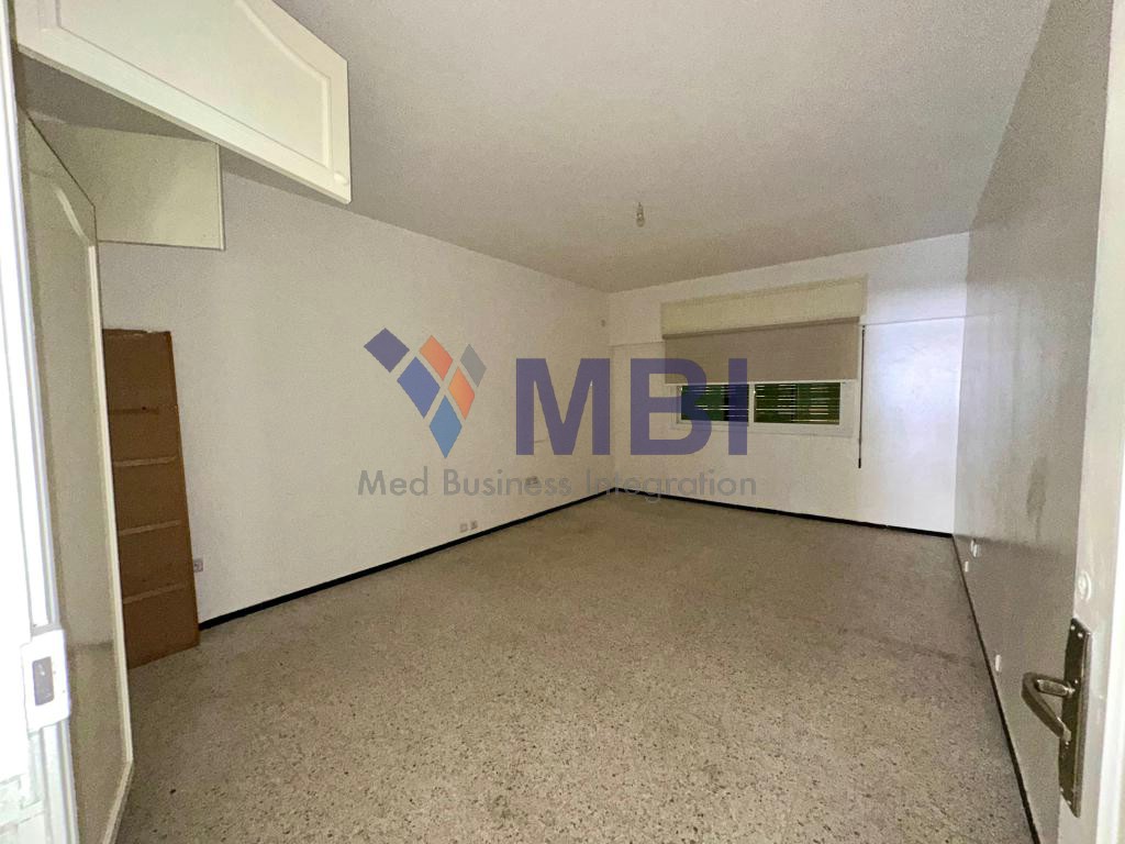 Bureau 140 m² à Centre ville — 3